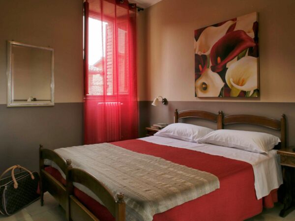 hotel-1 hotel-1